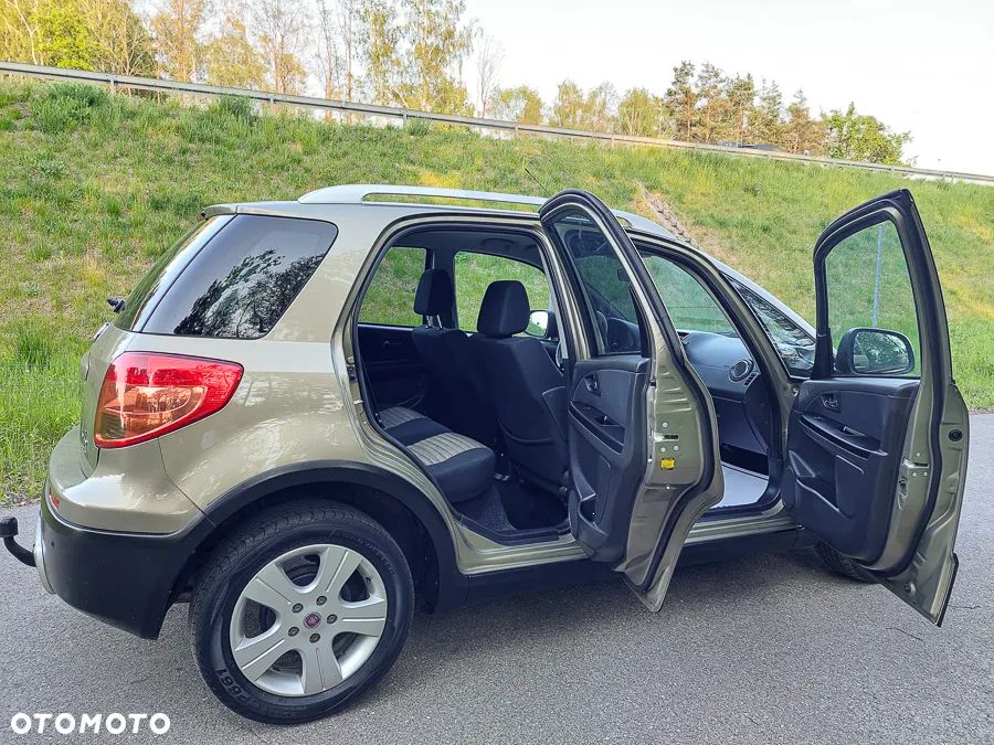 Fiat Sedici - 16