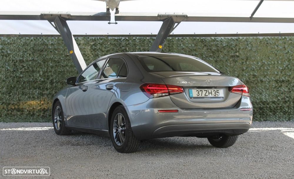 Mercedes-Benz A 180 Limousine d Style Aut. - 5