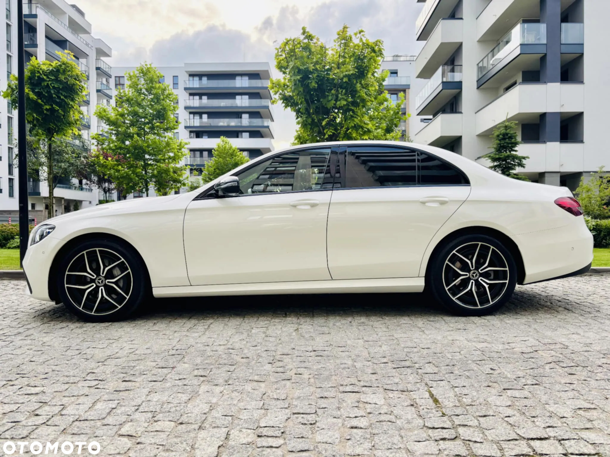Mercedes-Benz Klasa E 220 d Coupe 4-Matic AMG - 7