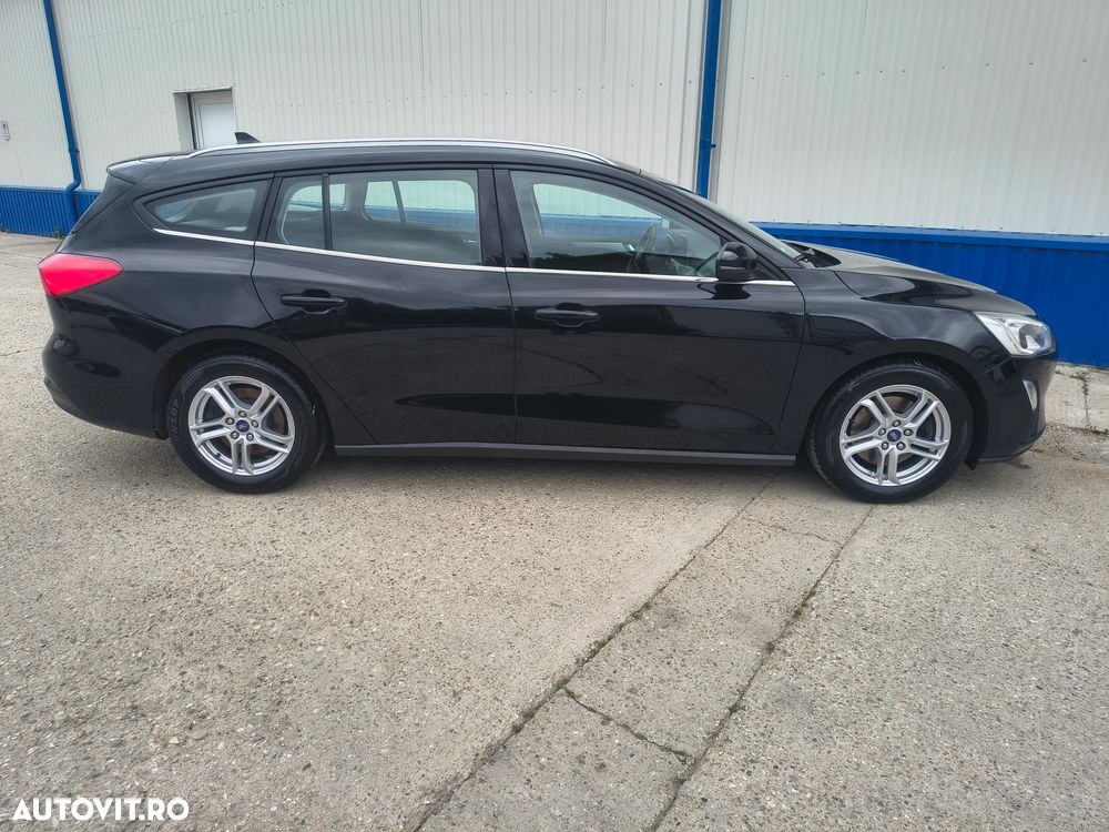 Ford Focus - 5