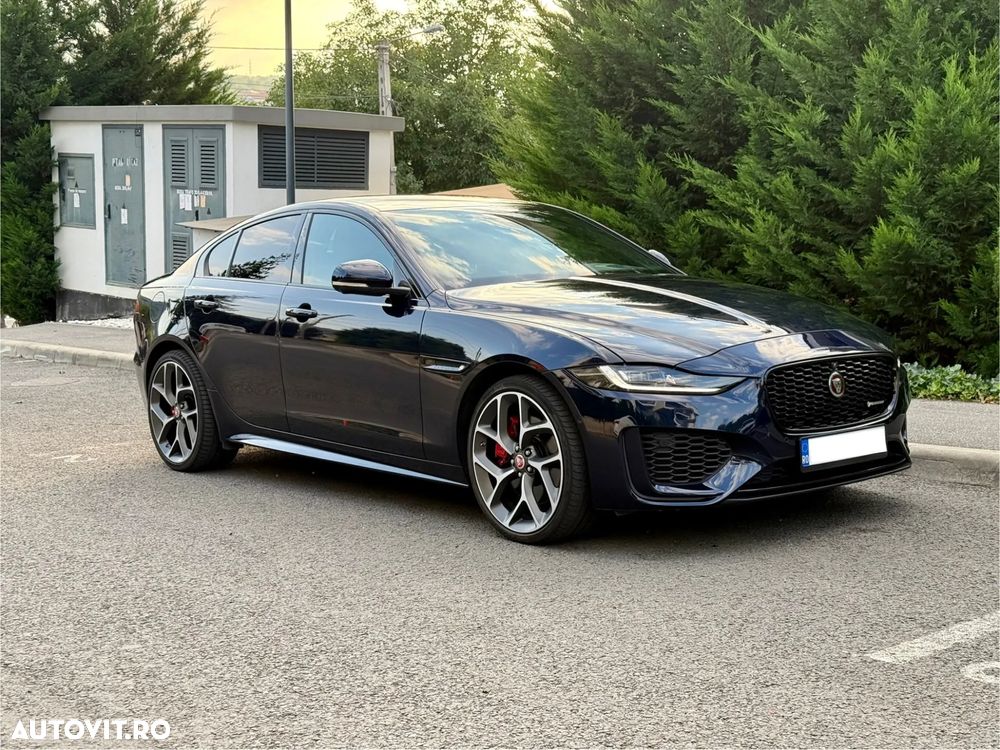 Jaguar XE P300 AWD Aut. R-Dynamic HSE - 1