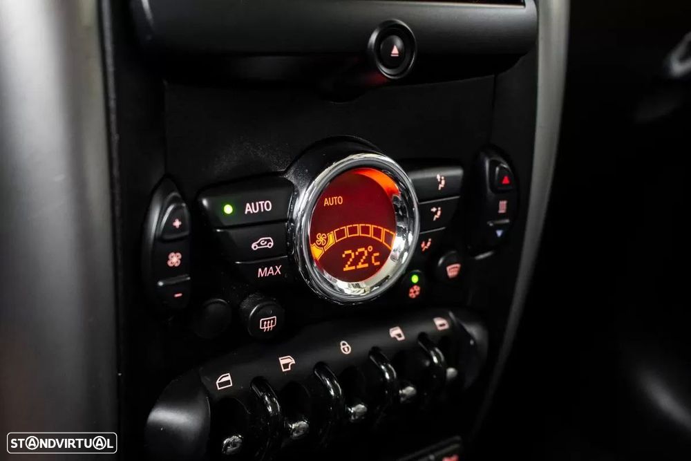 MINI Countryman One D - 18