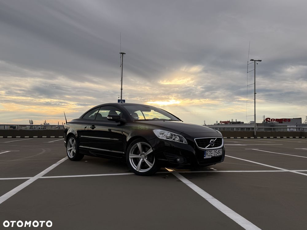 Volvo C70 T5 Summum - 1