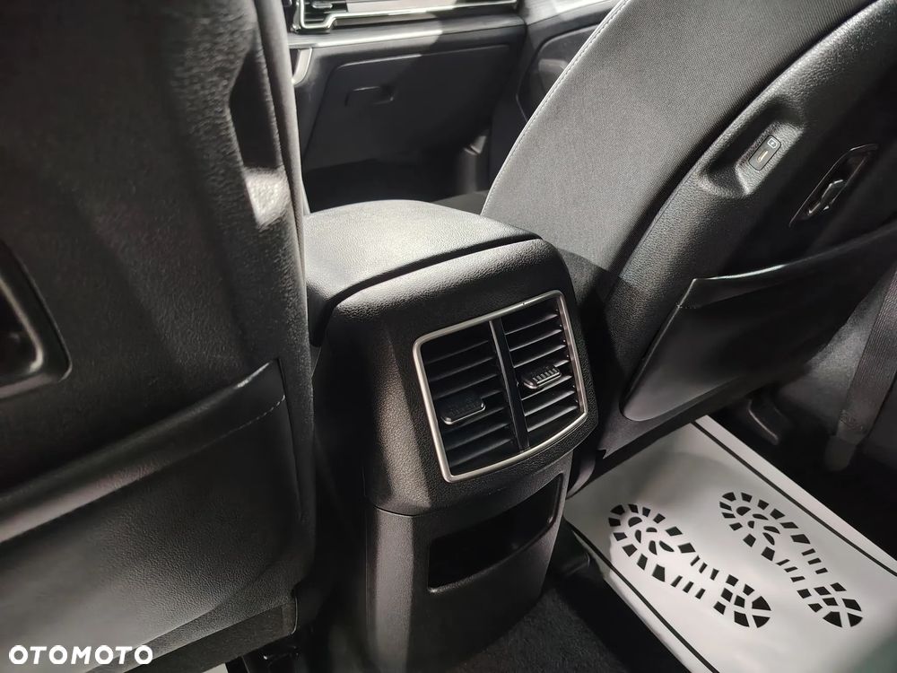Kia Sportage - 23