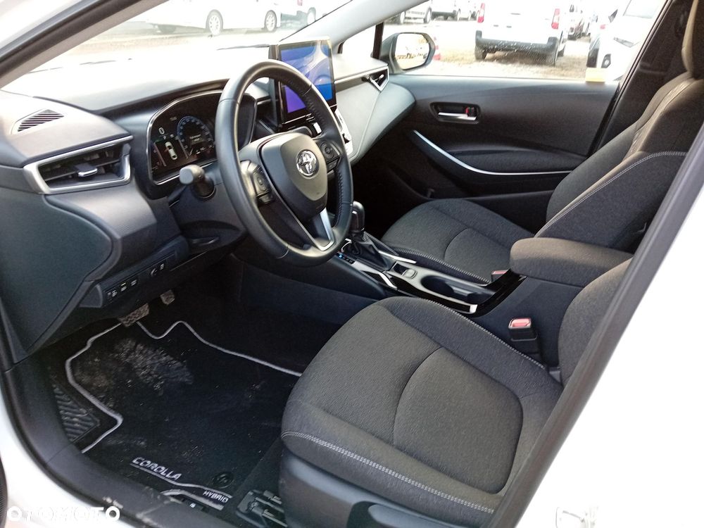 Toyota Corolla 1.8 Hybrid Comfort - 10