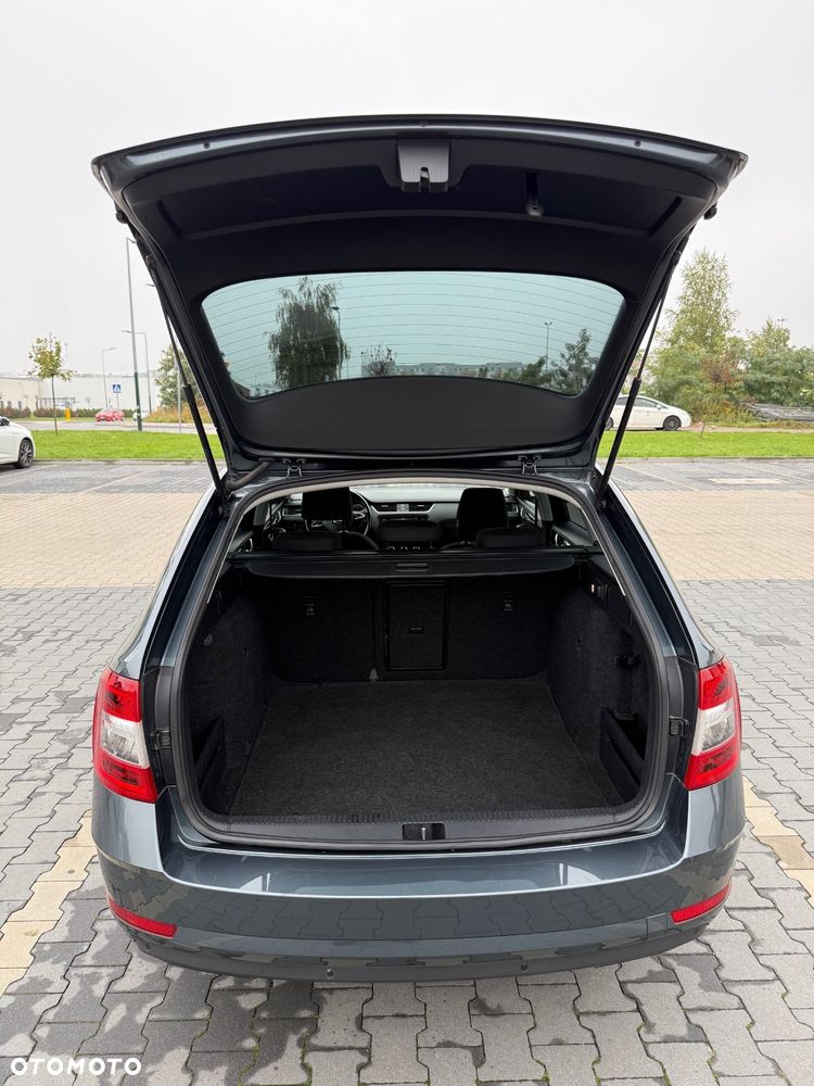 Skoda Octavia 2.0 TDI Style DSG - 13