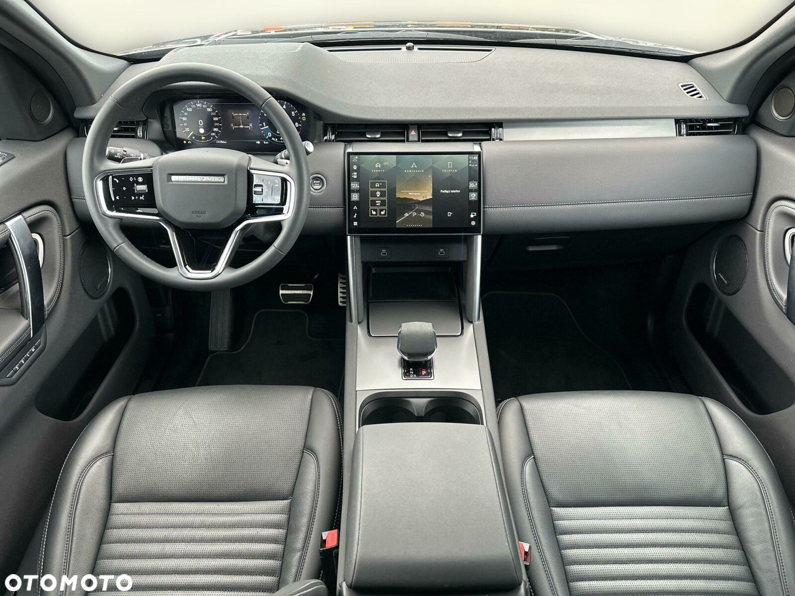 Land Rover Discovery Sport - 11