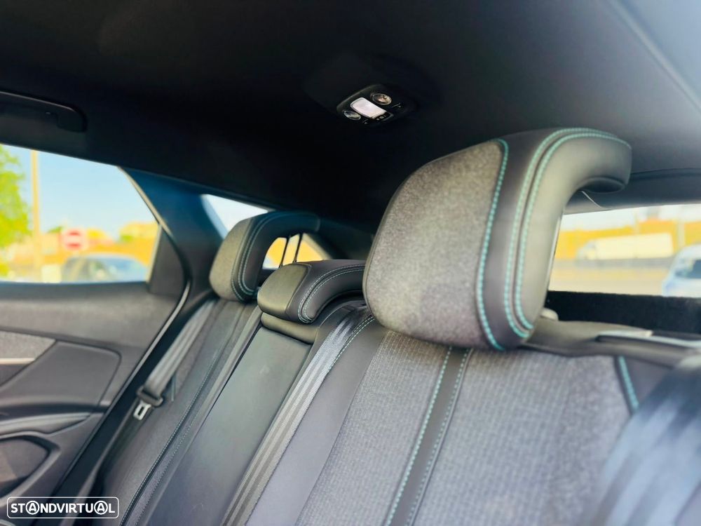 Peugeot 3008 1.6 Hybrid Allure Pack e-EAT8 - 38