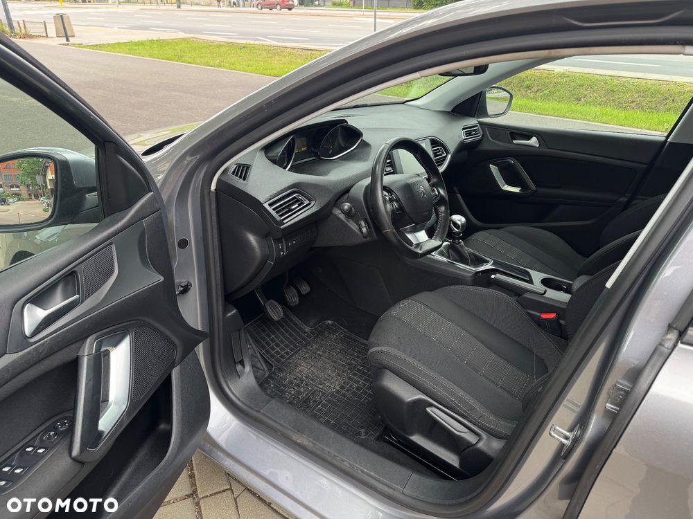 Peugeot 308 - 9