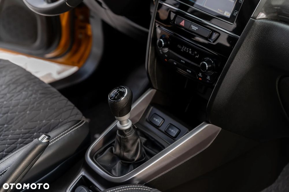 Suzuki Vitara 1.4 Boosterjet SHVS Premium 2WD - 25