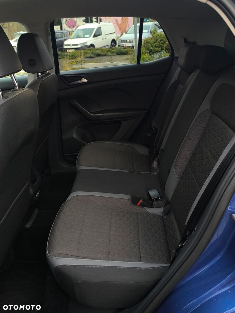 Volkswagen T-Cross - 28