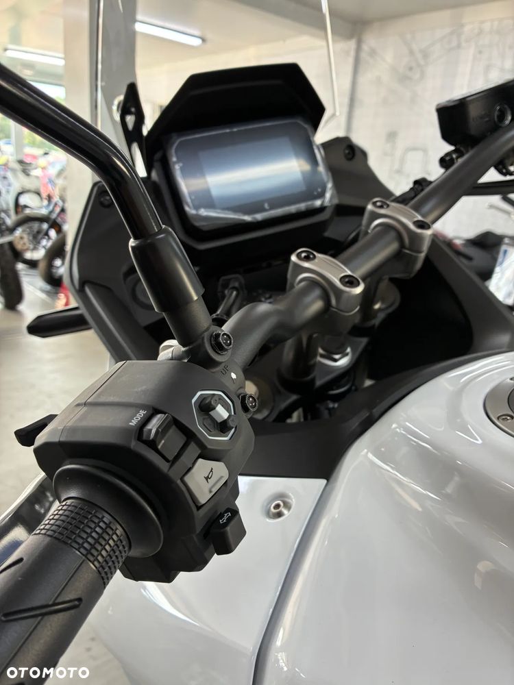 Honda XL - 5
