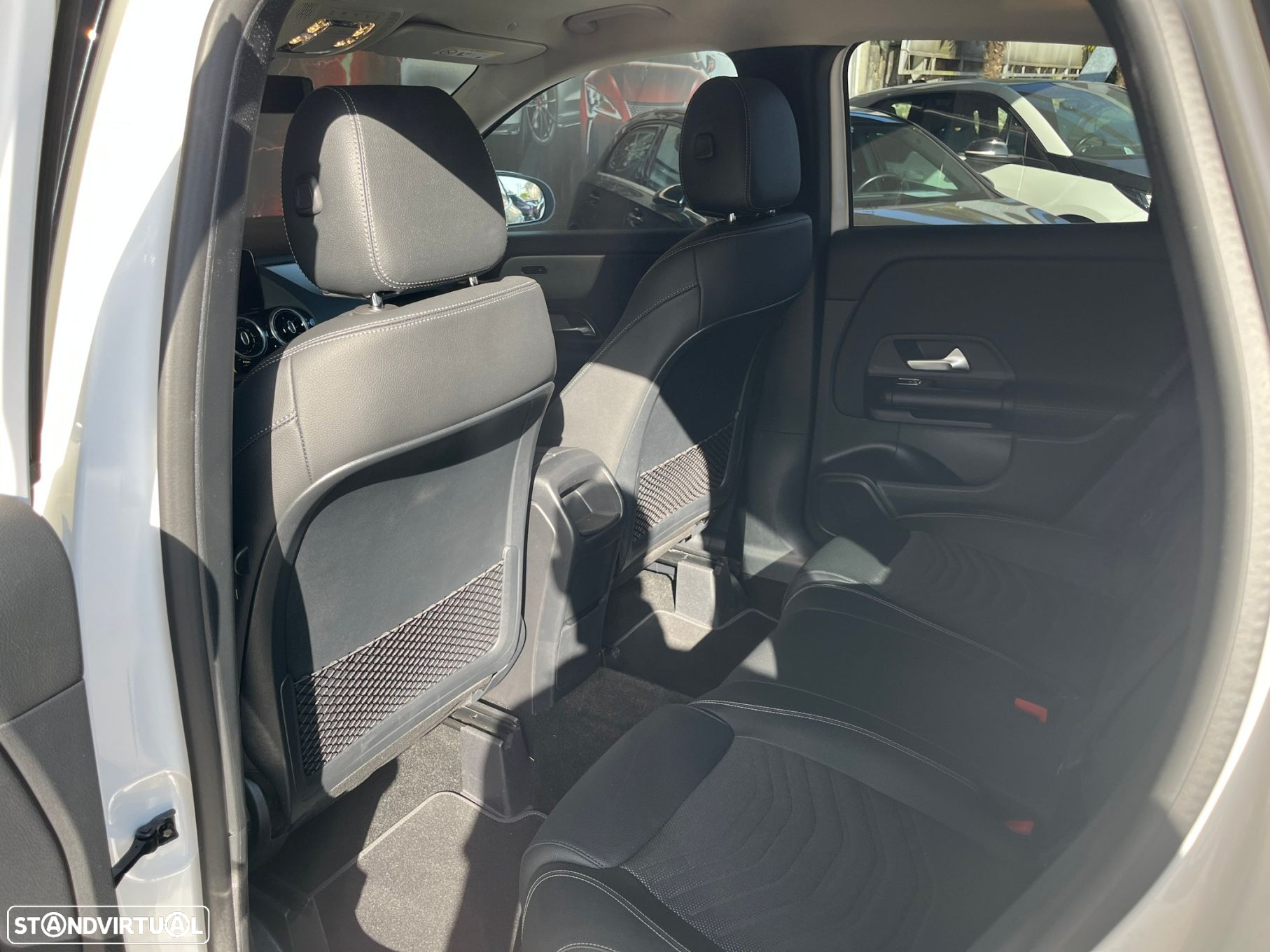 Mercedes-Benz GLA 250 e Style - 49