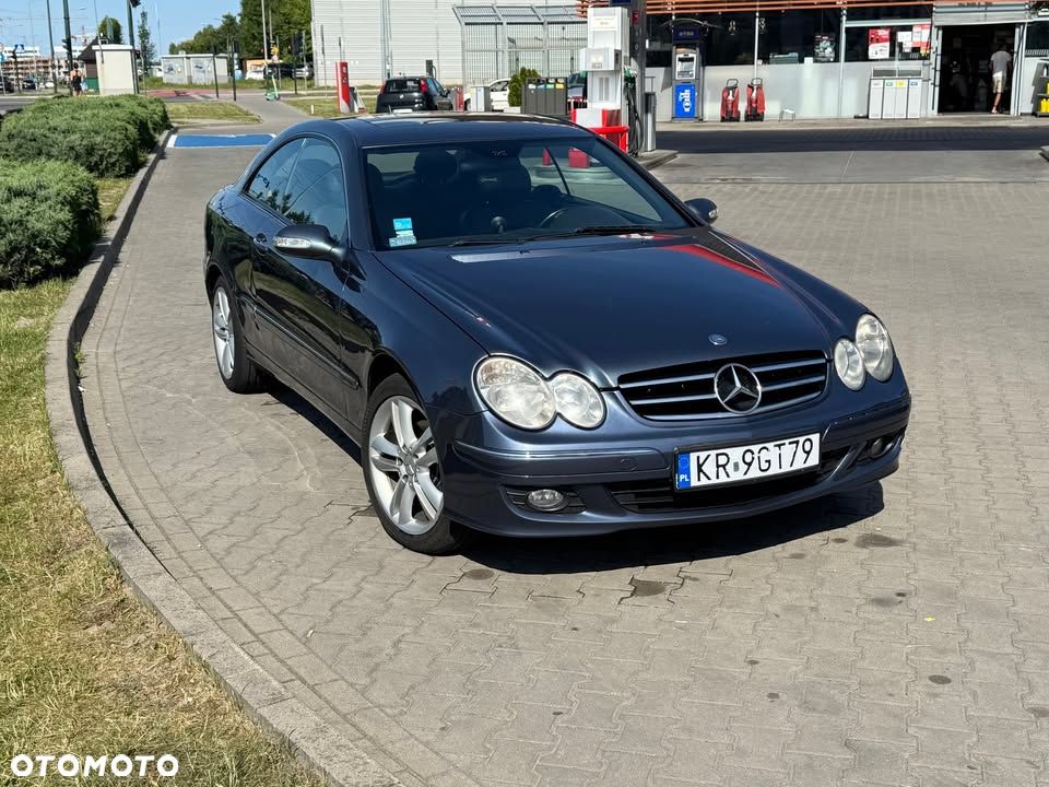 Mercedes-Benz CLK 220 CDI Avantgarde DPF - 4