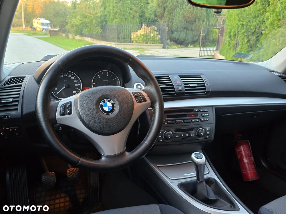 BMW Seria 1 118d - 16