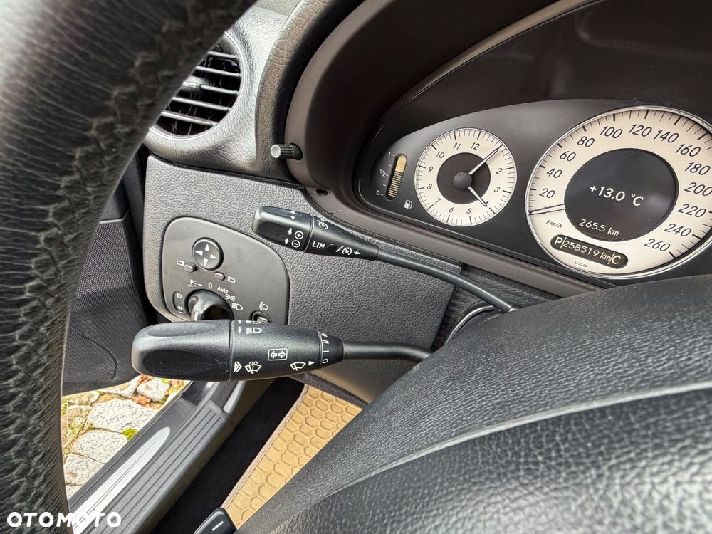 Mercedes-Benz CLK Cabrio 200 Kompressor Automatik Avantgarde - 23