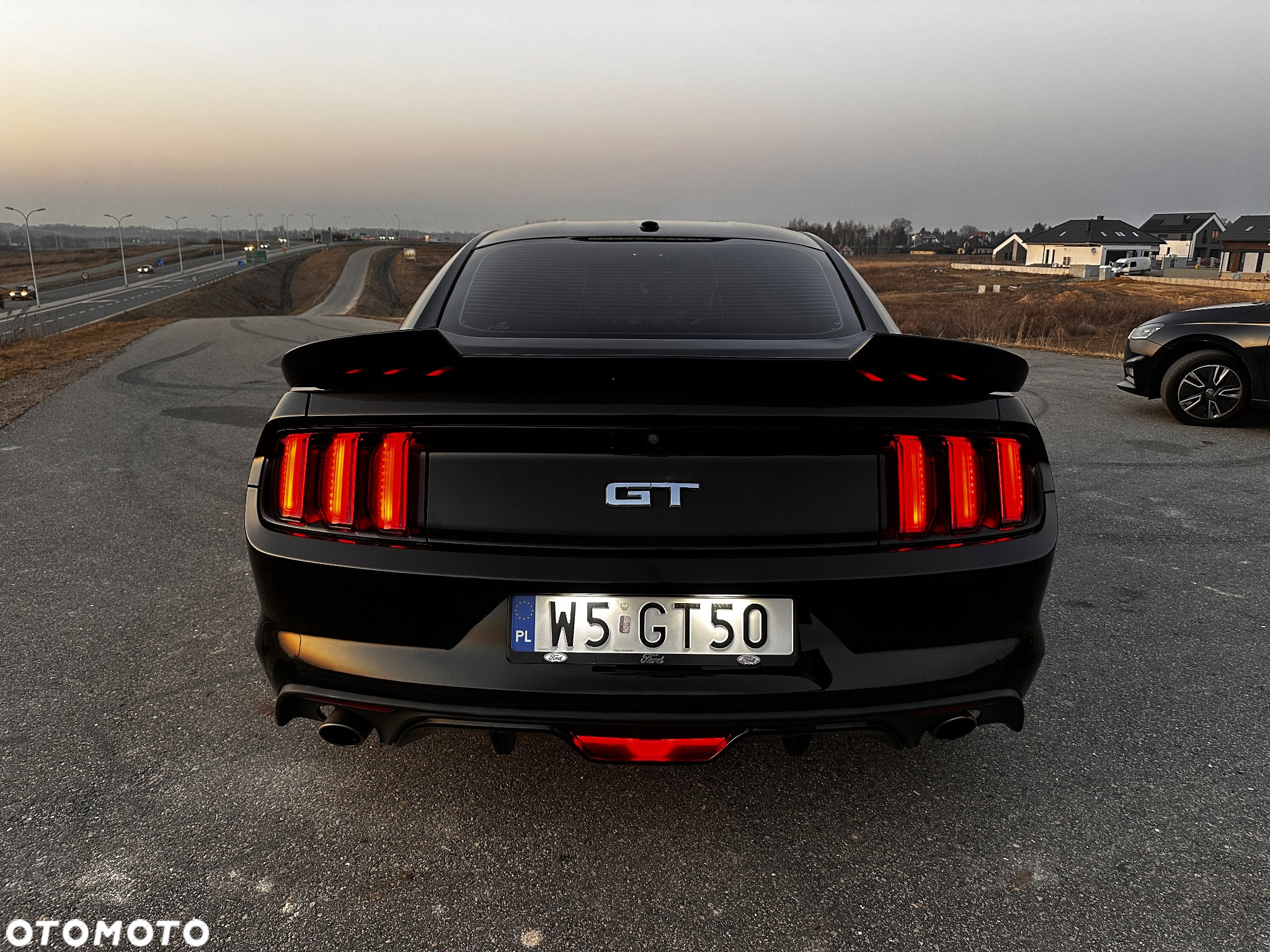 Ford Mustang 5.0 V8 Black Edition - 4
