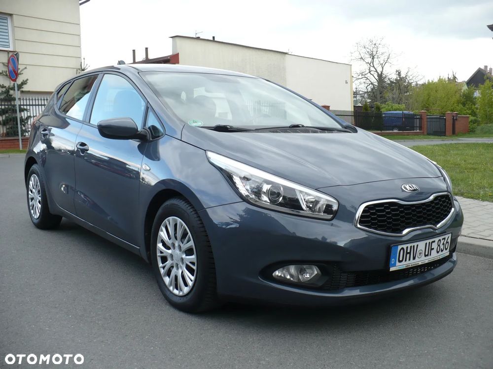 Kia Ceed 1.6 GDI Dream-Team Edition - 8