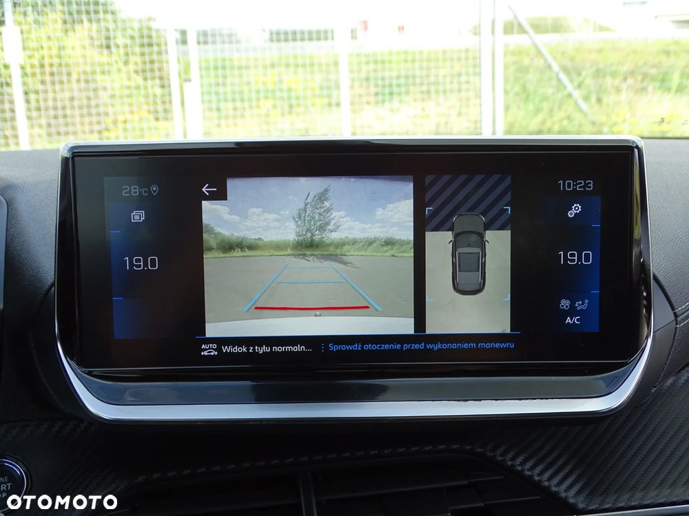 Peugeot 2008 1.2 PureTech GT Pack S&S EAT8 - 26