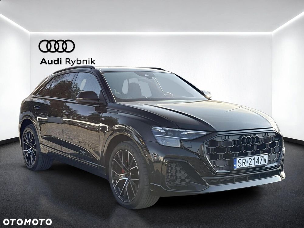Audi Q8 - 8