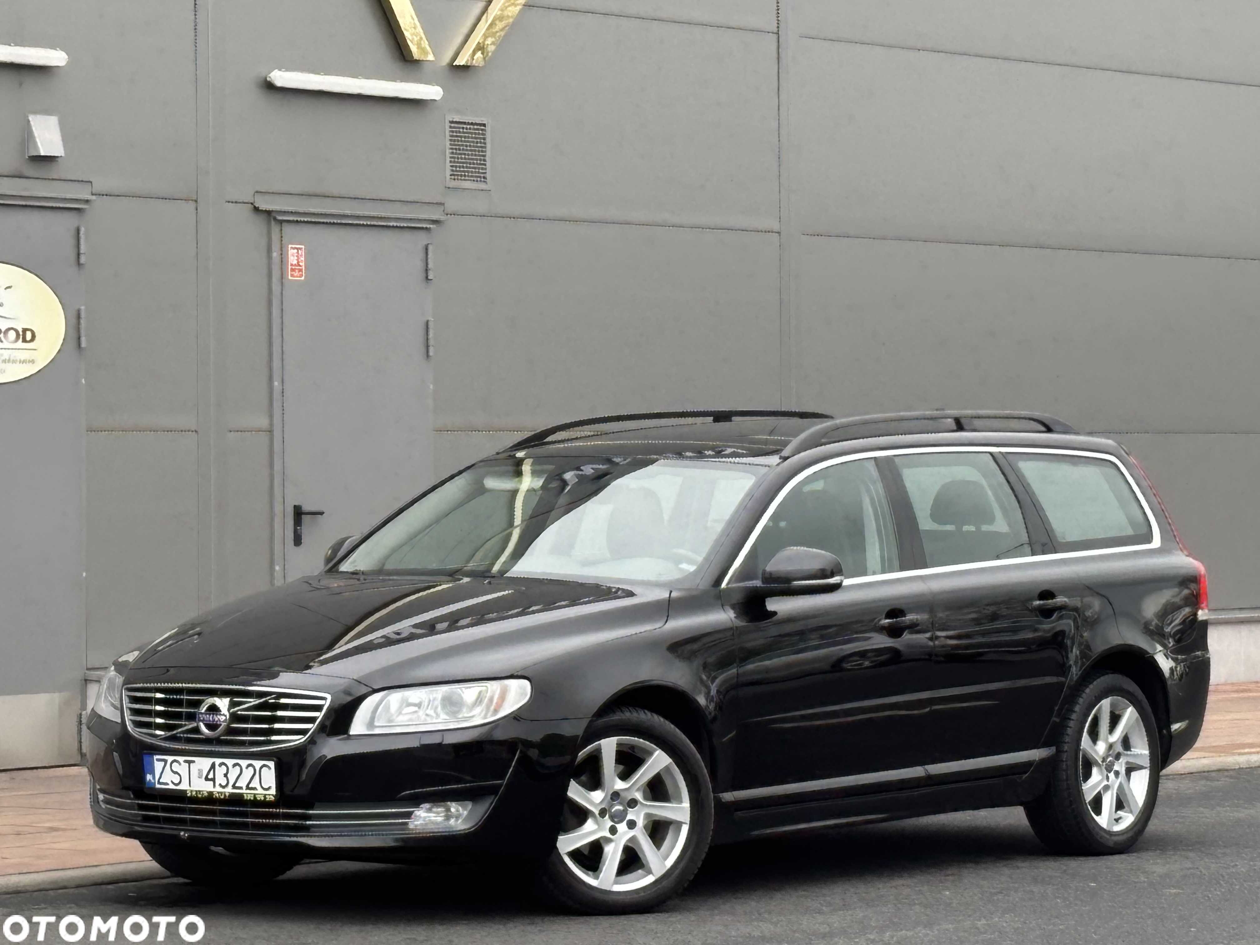 Volvo V70 D3 Geartronic Momentum - 23