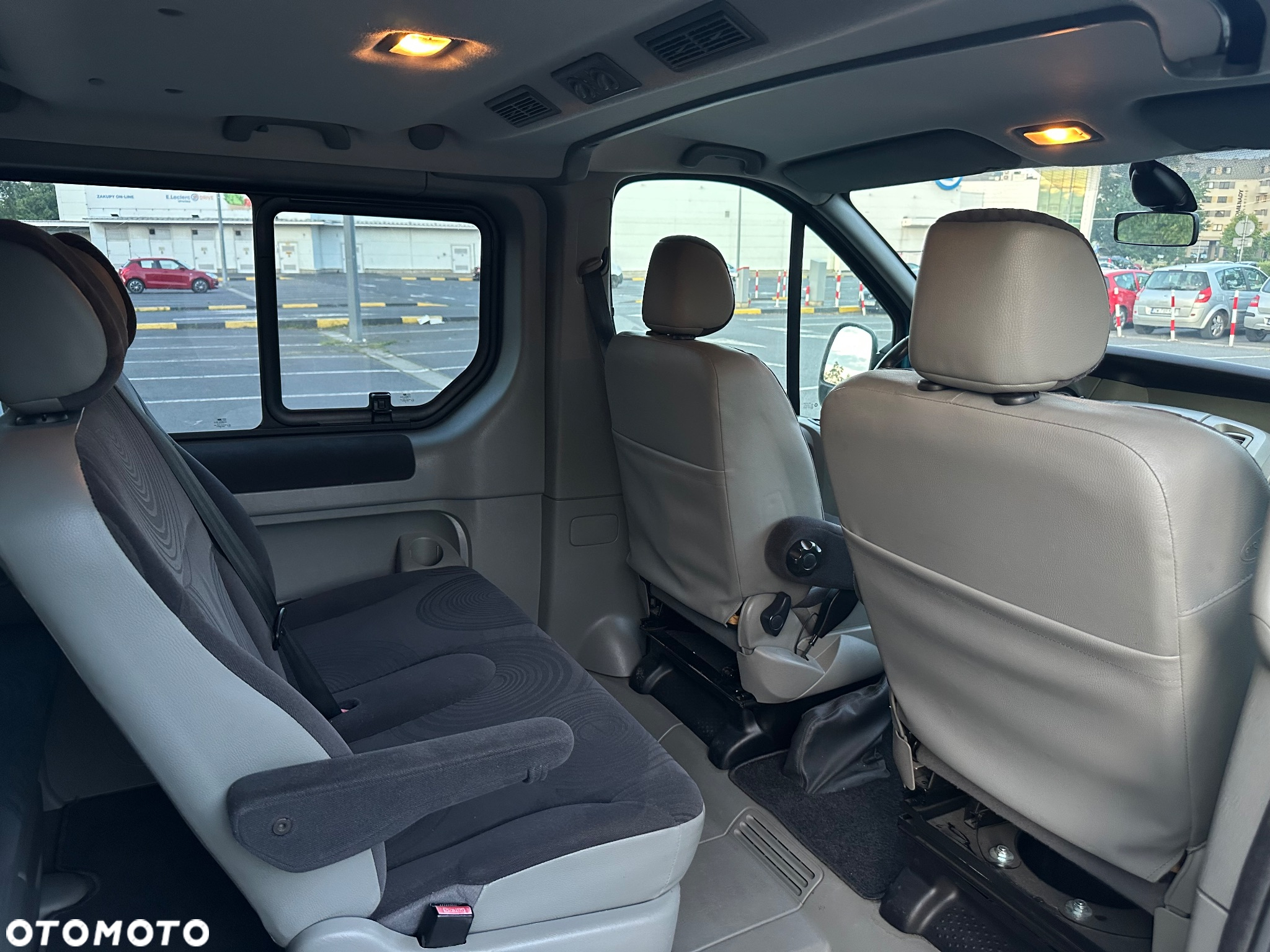 Renault Trafic - 15