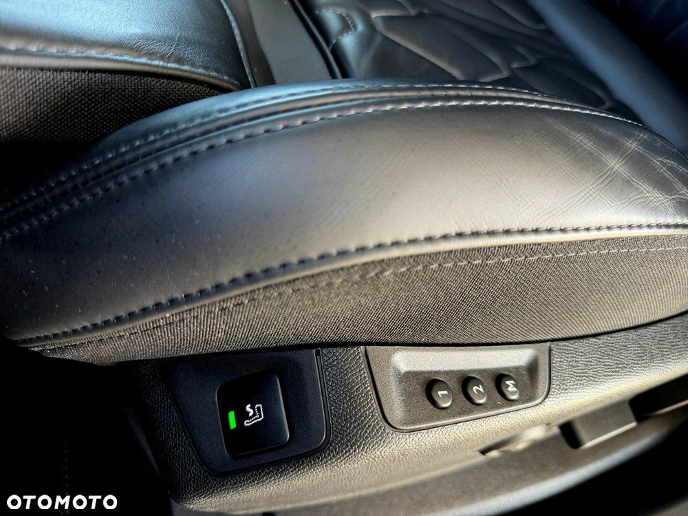 Peugeot 5008 - 19