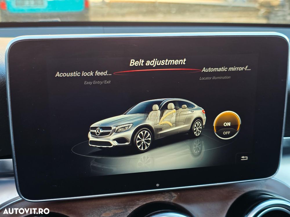 Mercedes-Benz GLC Coupe 300 4Matic 9G-TRONIC AMG Line - 37