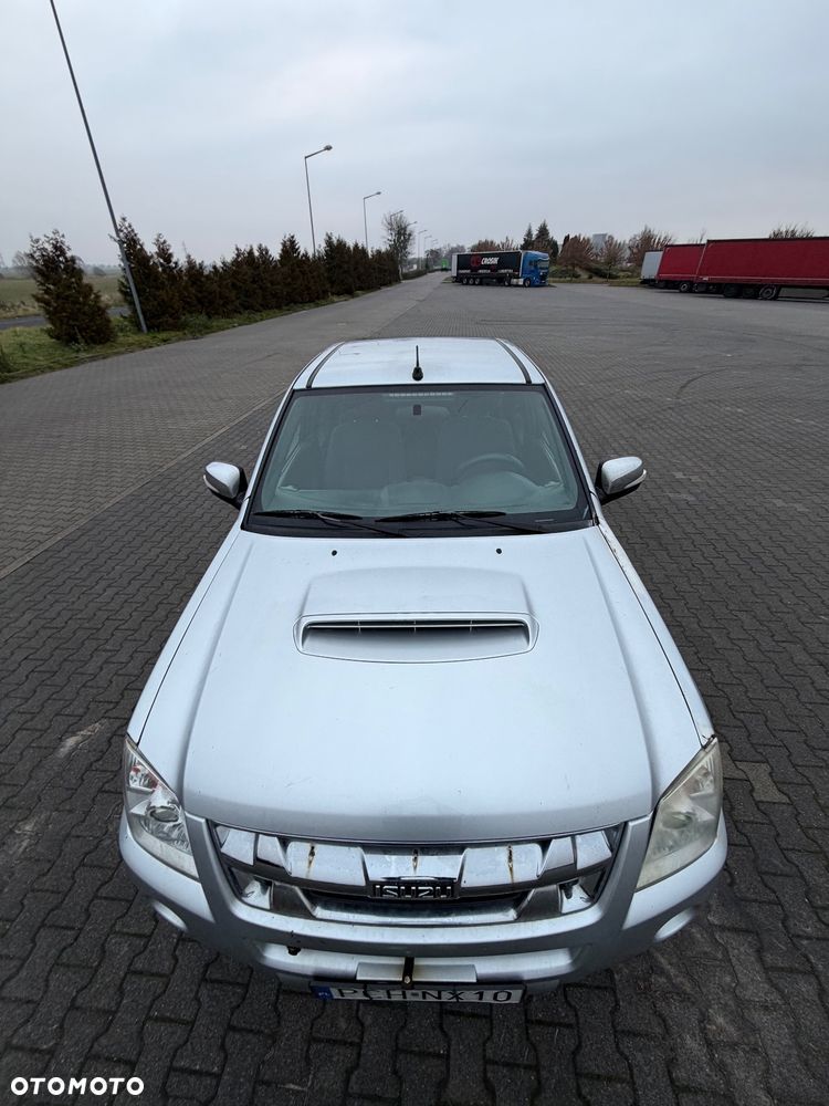 Isuzu D-Max 4x4 Space Cab Autm Custom - 6