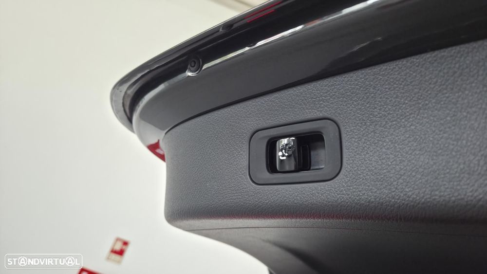 Mercedes-Benz GLC 300 de 4Matic 9G-TRONIC AMG Line Advanced - 16