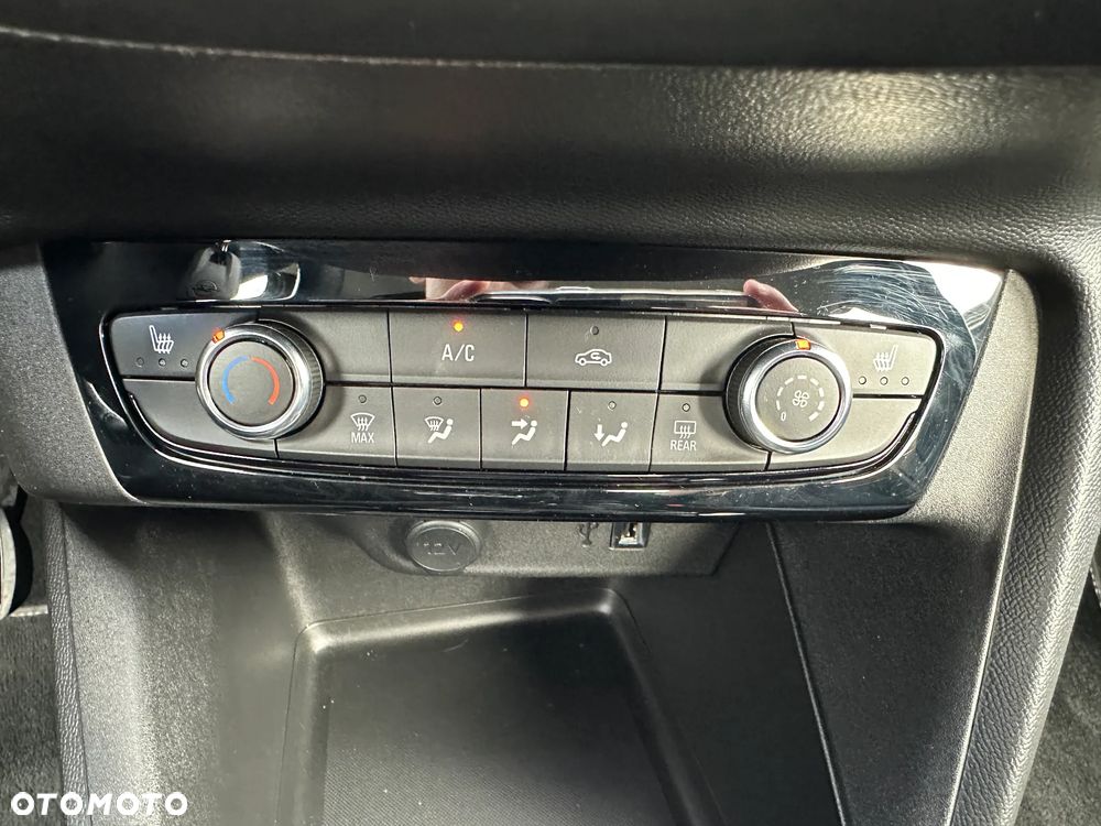 Opel Corsa 1.2 Direct Injection Turbo Start/Stop Elegance - 34