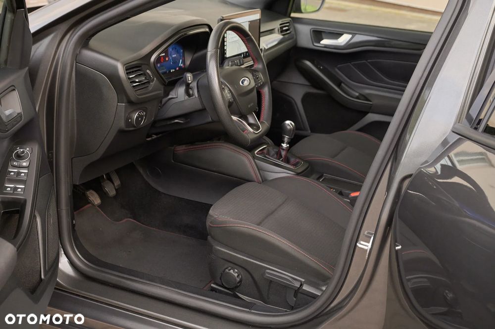 Ford Focus 1.5 EcoBlue Start-Stopp-System ST-LINE X - 27