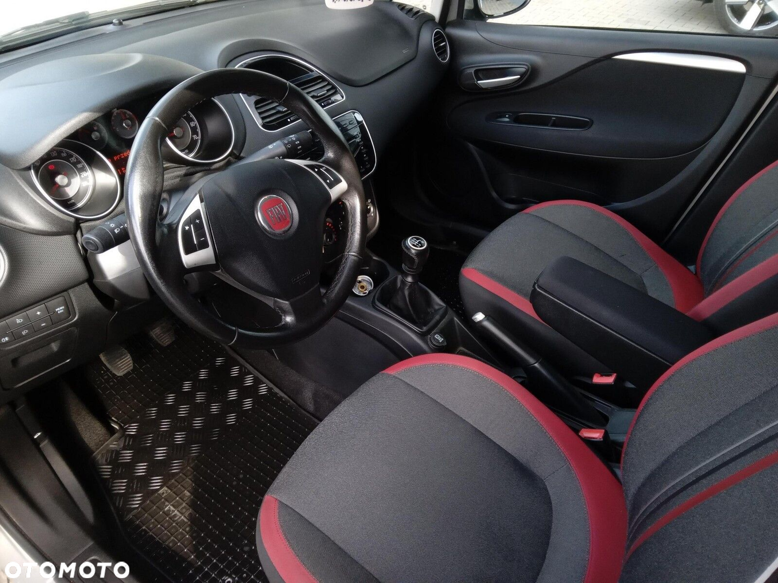 Fiat Punto - 12