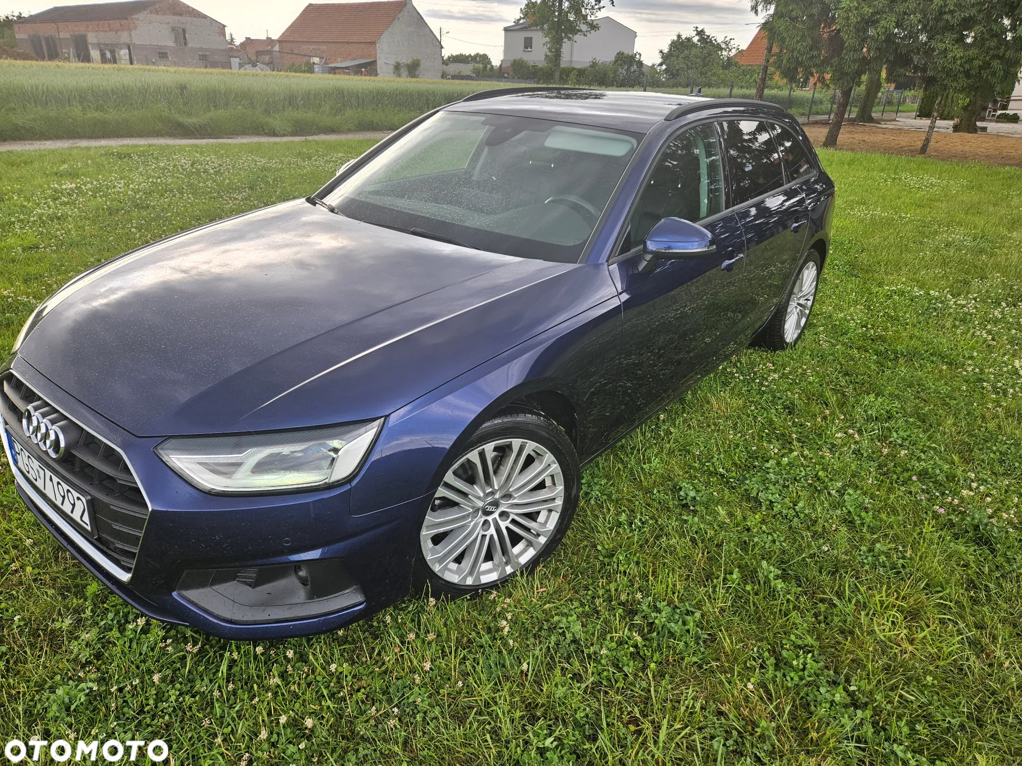 Audi A4 Avant 30 TDI S tronic - 2