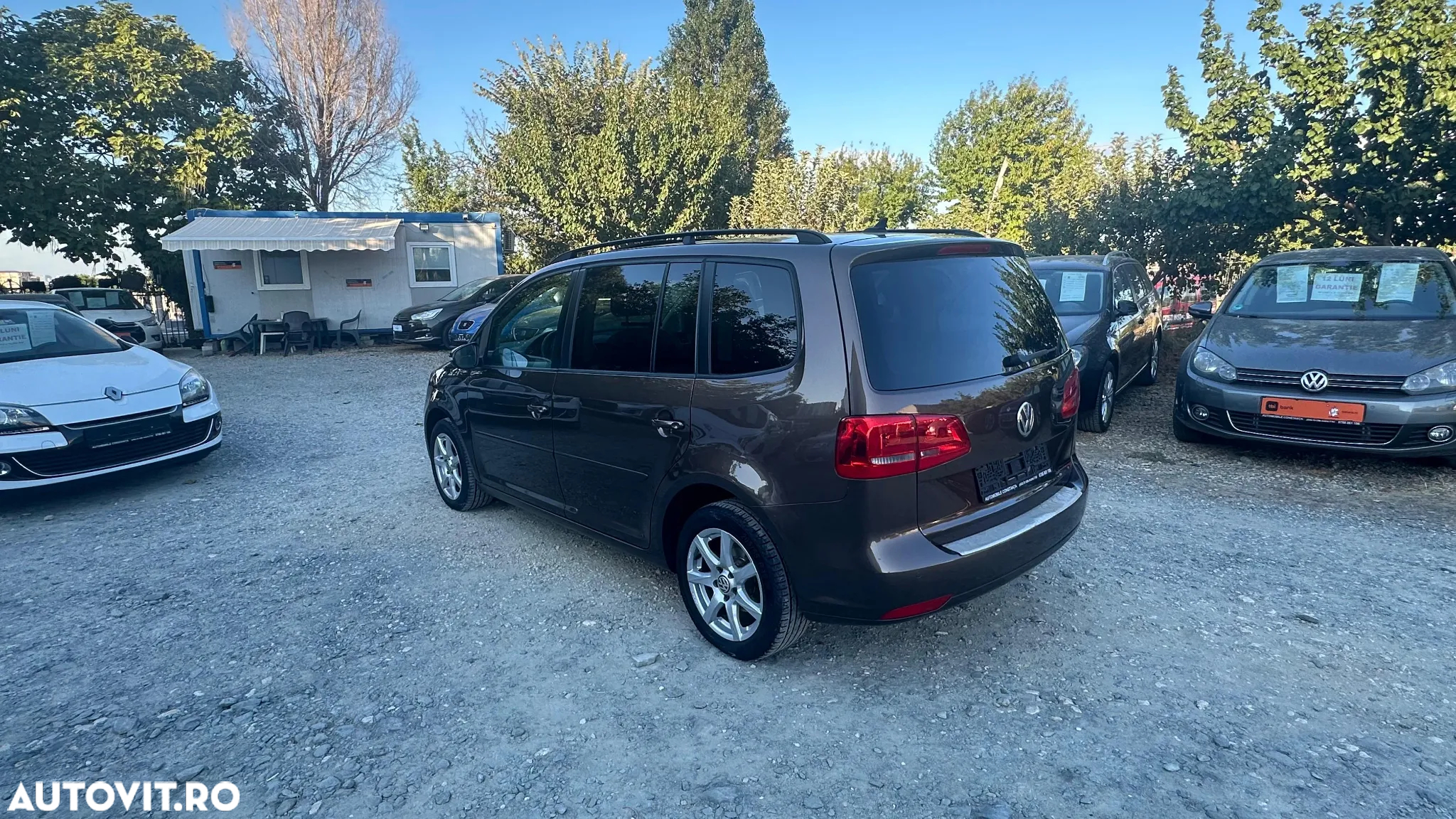 Volkswagen Touran 1.4 TSI MATCH - 15