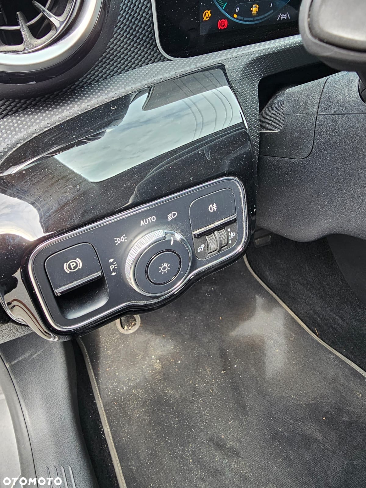 Mercedes-Benz Klasa A 180 d 7G-DCT Edition 19 - 15