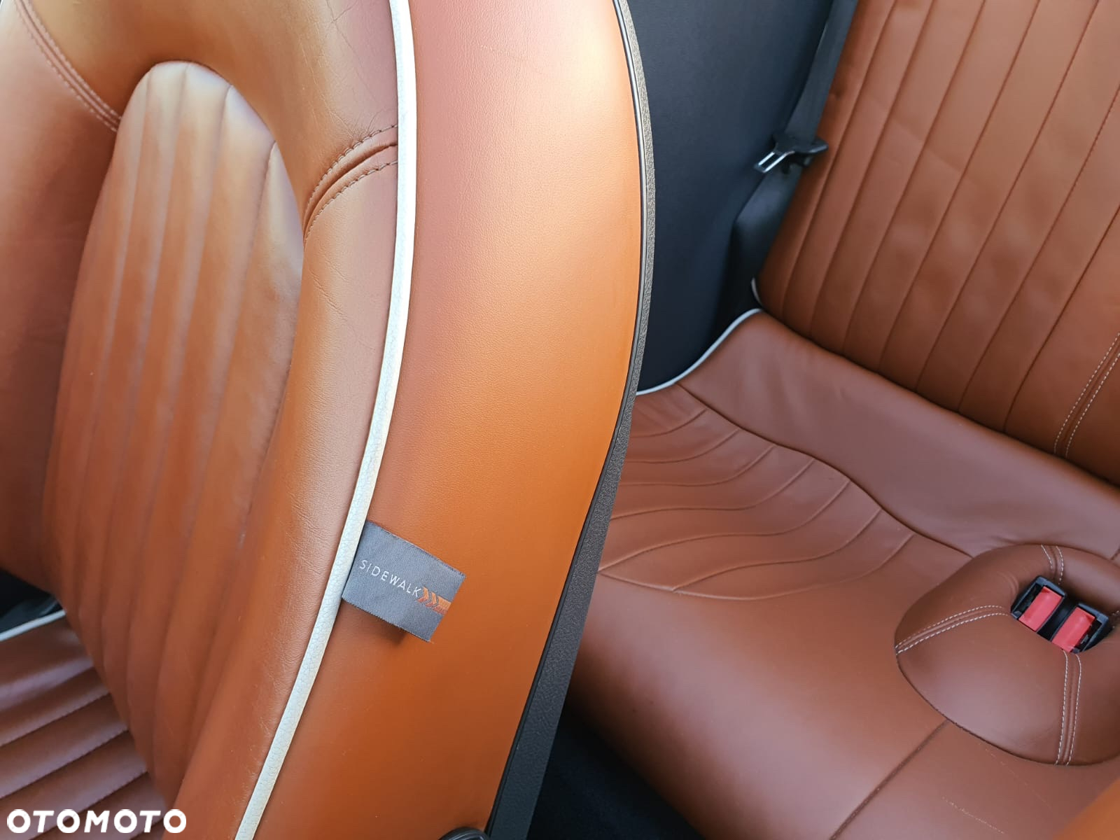 MINI Cooper Cabrio Sidewalk - 14