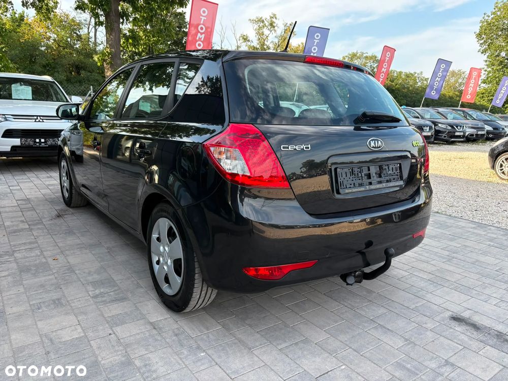 Kia Ceed 1.4 CVVT Spirit - 4