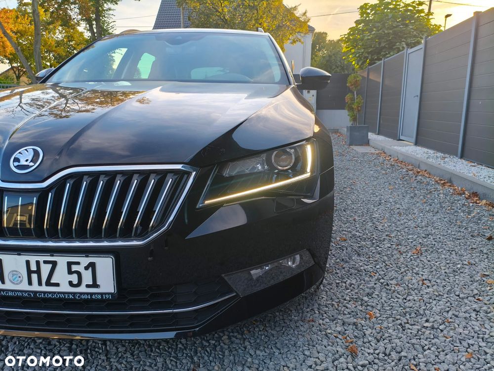 Skoda Superb 2.0 TDI DSG Style - 9
