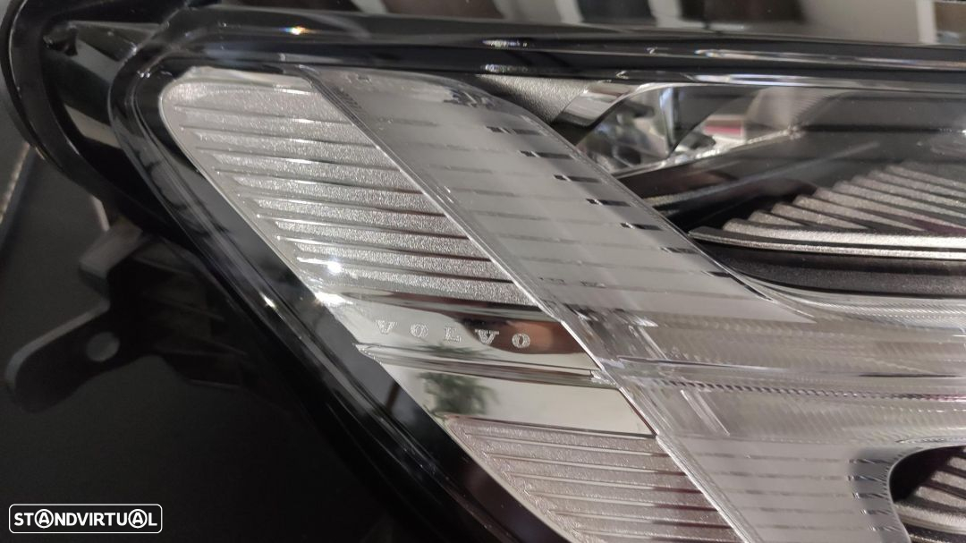 farol direito full Led Volvo S60 + V60 - 3