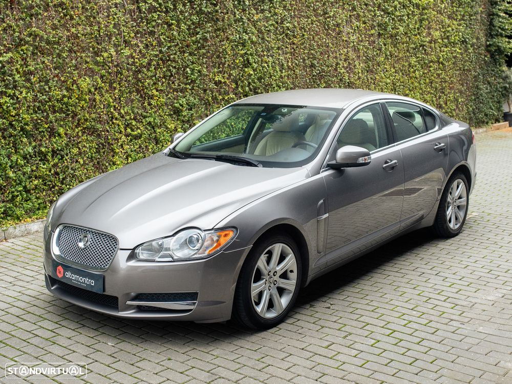 Jaguar XF 2.7 D V6 Luxury - 5