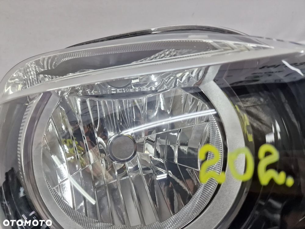 RENAULT TWINGO 3 III 14- PRAWA LAMPA PRZEDNIA PRZÓD , NR 260105419R , NR AUKCJI LA202 - 7