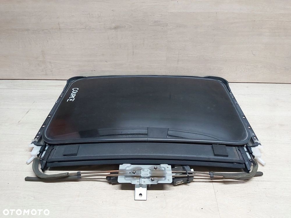 HYUNDAI COUPE II Tiburon Szyberdach szklany - 1