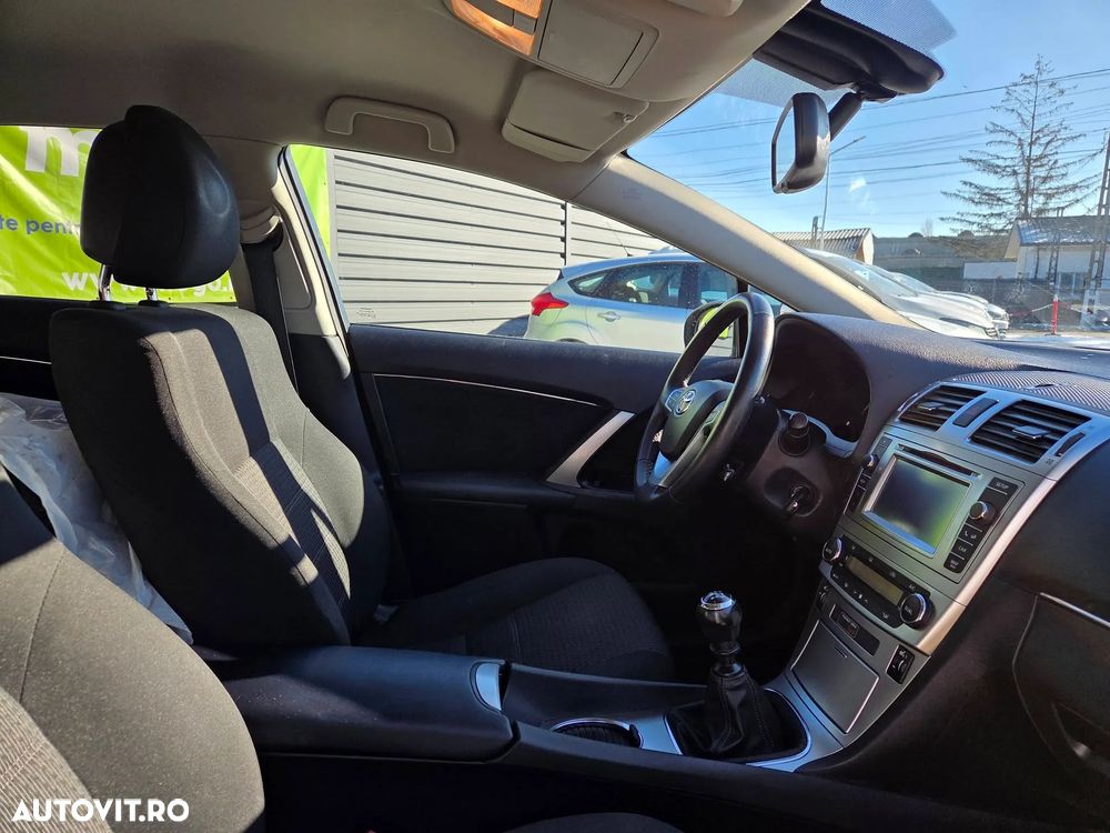 Toyota Avensis 2.0 D-4D Edition (2014) - 5