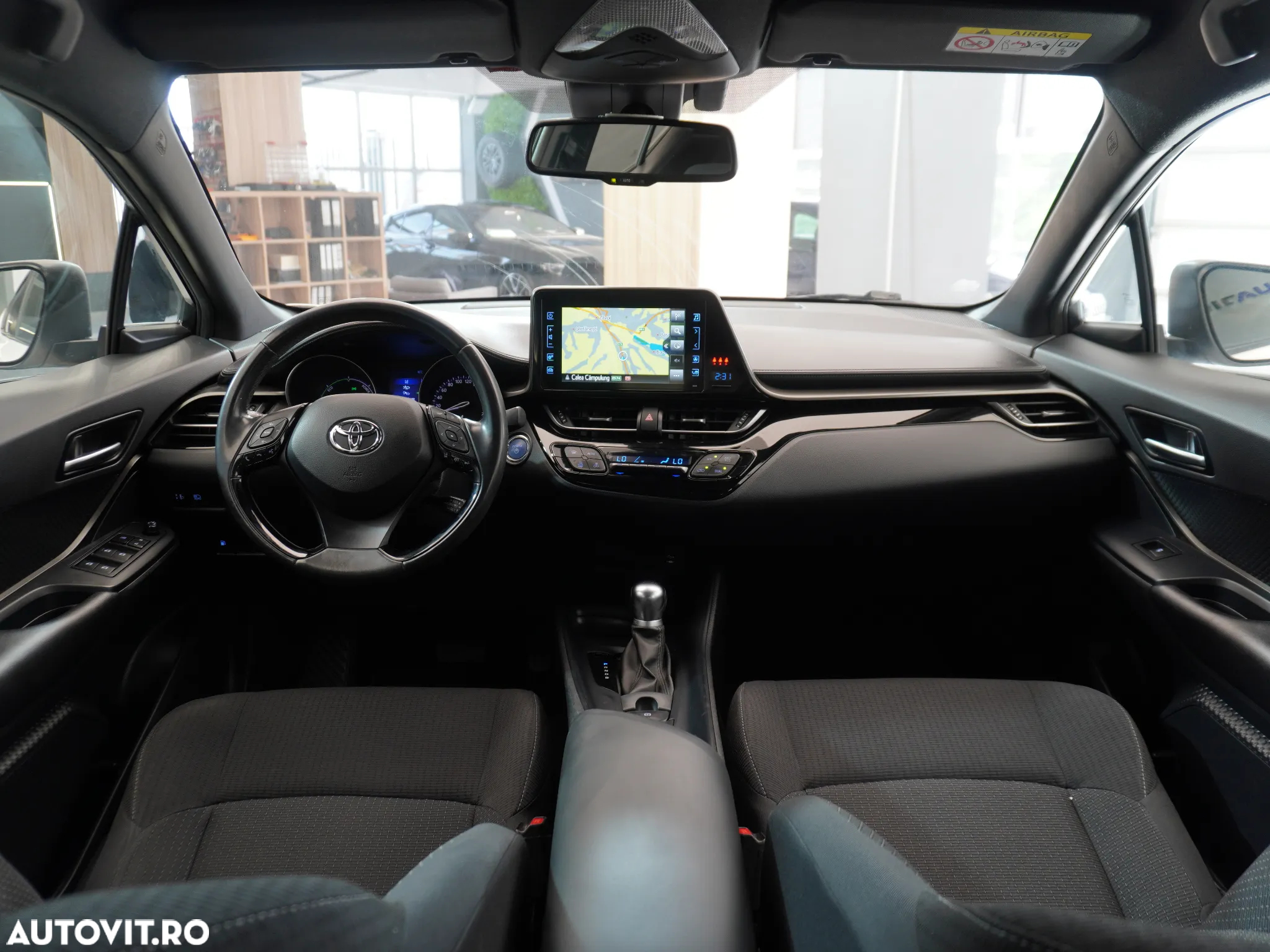 Toyota C-HR 1.8 HSD 4x2 CVT C-ult LED - 7