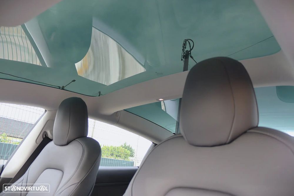 Tesla Model 3 Long-Range Dual Motor AWD - 22