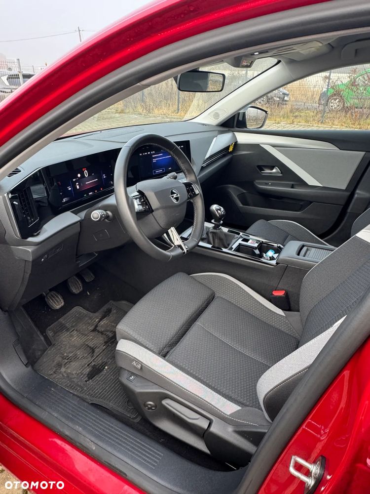 Opel Astra 1.2 T Edition S&S - 16
