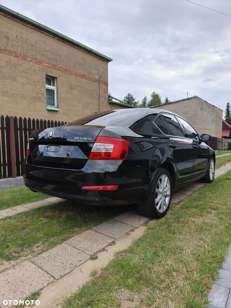 Skoda Octavia 2.0 TDI Ambition - 11