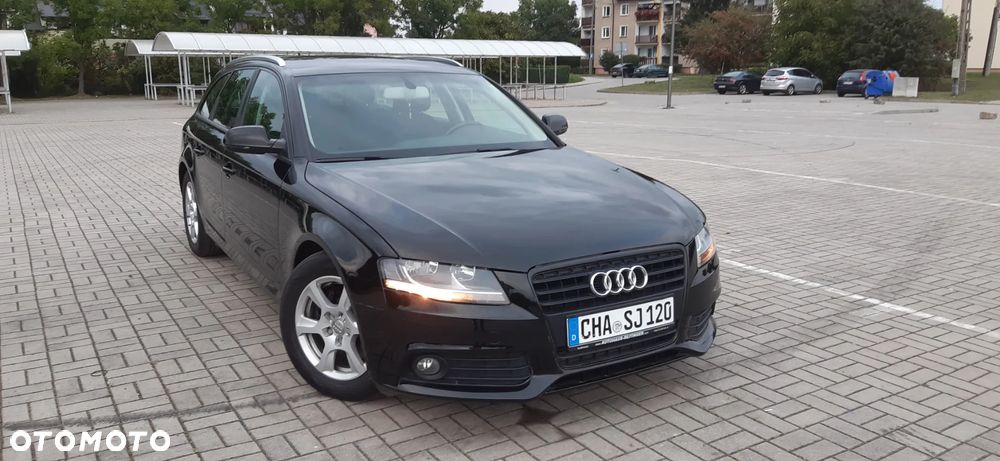 Audi A4 - 1
