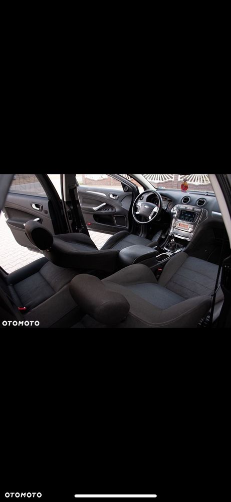 Ford Mondeo 2.0 TDCi Business Edition - 24